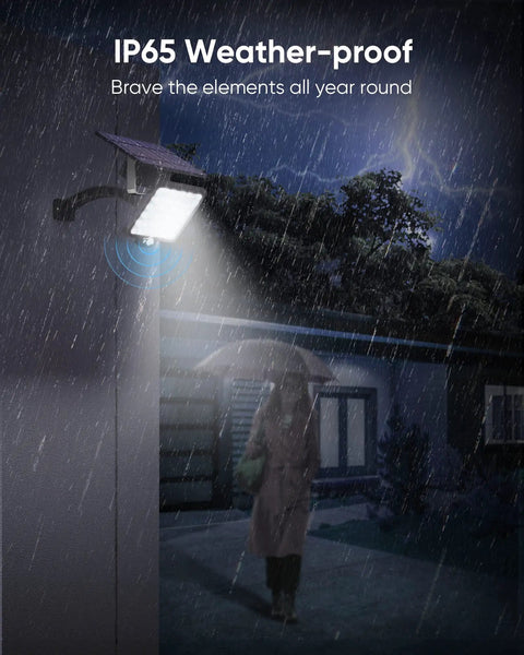 Solar Security Light With Motion Sensor 1000 Lumen 48 LED IP65 Waterproof Outdoor Floodlight on during rainstorm