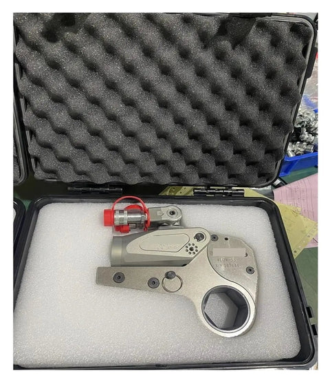 Beefy Hydraulic Hollow Torque Wrench With Square Drive Pro Grade Aluminum Alloy Construction Garage Ready Design For Heavy Bolt Tightening Jobs Without The Hassle in protective case.