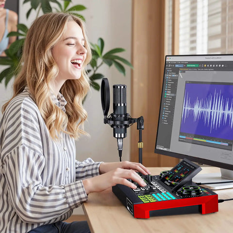 Person using G10 All In One Podcast Studio Bundle with Plug And Play Integrated Mixer And P15 Microphone for live streaming on PC