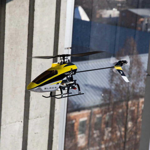 120S2 RC Helicopter BNF With SAFE Technology, Lightweight Carbon Fiber Airframe, Durable Polymers, Flying Outdoors