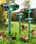 Solar Ultrasonic Animal Repeller With Motion Sensor Light Waterproof Outdoor Cat, Deer, Squirrel, Raccoon Deterrent, 150 Degree Wide Coverage, 25 To 30 Ft Range, Easy Install, Multi Species Yard Protection, green ABS solar stakes