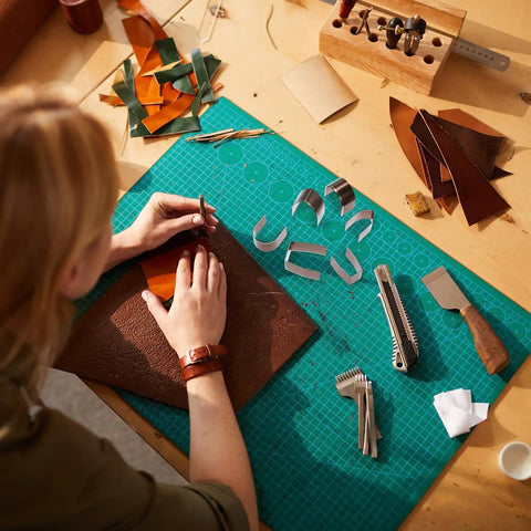Person using All In One Leather Corner Punch Kit With 18 High Speed Steel Dies on leather piece
