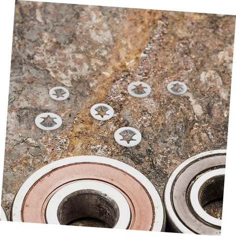 Close-up of Stainless Steel Retaining Ring Assortment Kit With 30 Pieces Heavy Duty Snap Ring Sets and Bearing Clamps