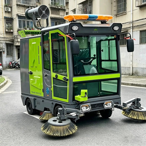 Brand New Ride On Industrial Floor Sweeper For Warehouses And Workshops Lightweight, Heavy Duty Commercial Cleaning Machine With Powerful Suction System And Low Maintenance Costs Easy To Operate In Large Spaces