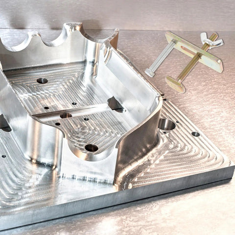 Heavy Duty 100mm Woodworking Hold Down Clamp Kit With Aluminum Alloy Router Clamps For CNC Engraving Machines in use