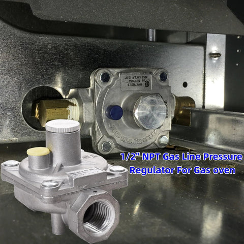 Front view of 1/2 in NPT gas line pressure regulator for gas oven, with 3/4-16UNF and 3/8 in adapters included