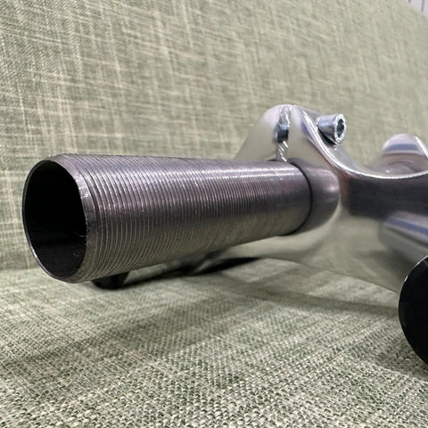 Close-up of Fat Tire Bicycle Fork 26 Inch 700C 29er 1 Inch Threaded Triple Tree Non Suspension with Double Shoulder showing threads.