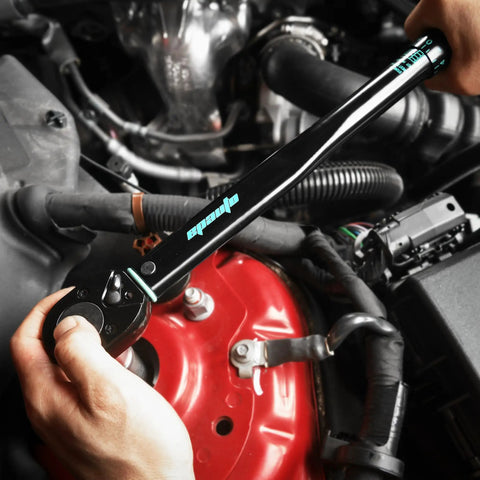 Person using 1/2 Inch Drive Click Torque Wrench That Delivers 10-150 Ft-Lb Range And 13.6-203.5 Nm, Pre-Calibrated, Dual Scale