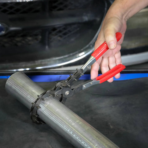 Exhaust Pipe Cutter Chain Tool For Three Quarter Inch To Three And A Quarter Inch Pipes, Built Tough One Handed Rotation