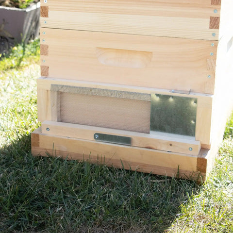 Stoney Acres Beehive Robbing Screen For Beekeeping, Easy To Install Hive Guard on 10 Frame Langstroth Hive in natural pine