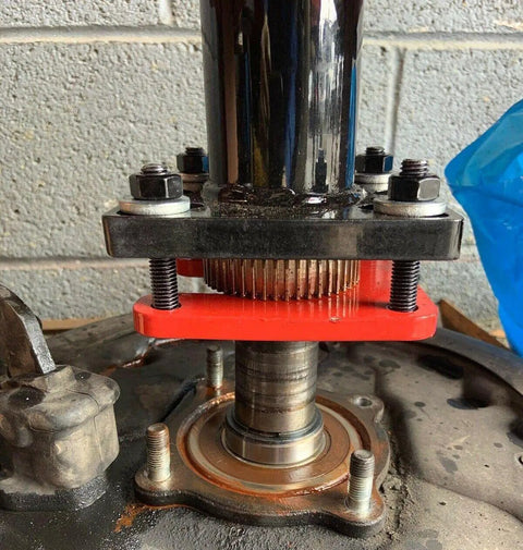 Close-up of Rear Axle Bearing Puller And ABS Tone Ring Installer Kit for Toyota 4Runner Tacoma Tundra Hilux in use