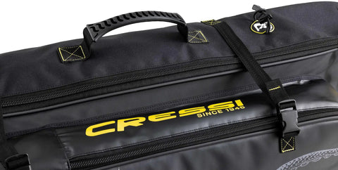 Close-up of Piovra Dry Dry Backpack for Freediving and Spearfishing Gear with water-repellent material zipper detail, black and yellow.