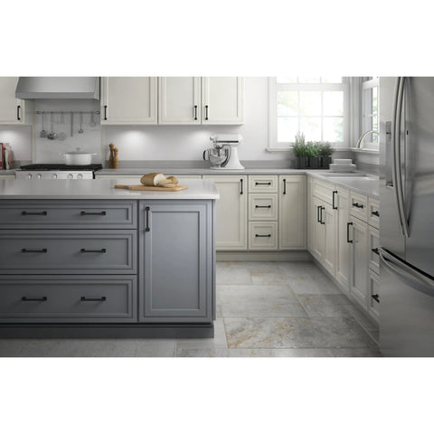 Modern kitchen with Matte Black Cabinet Handles 5-1/16 Inch Center To Center 128mm Pulls for drawers and doors.