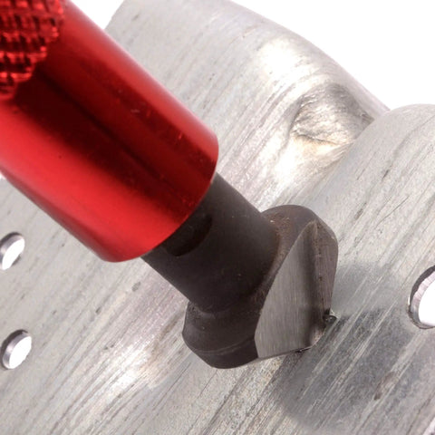 Close-up of Heavy Duty Deburring Tool With Countersink Hand Reamer And 11 HRC64 Blades in action on metal surface