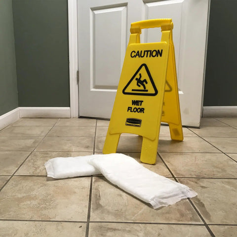 Ultra Absorbent Mats 10 Pack Dual Sided Absorption Gel Conversion Locks In Liquids Quickly For Leak And Spill Control mat on tile floor