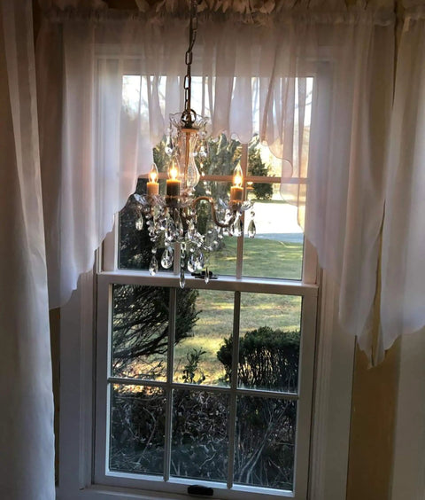 Plug In Crystal Swag Chandelier With Three Lights, White Metal Frame, Clear Glass Stem And Acrylic Crystals, Elegant Modern Glow