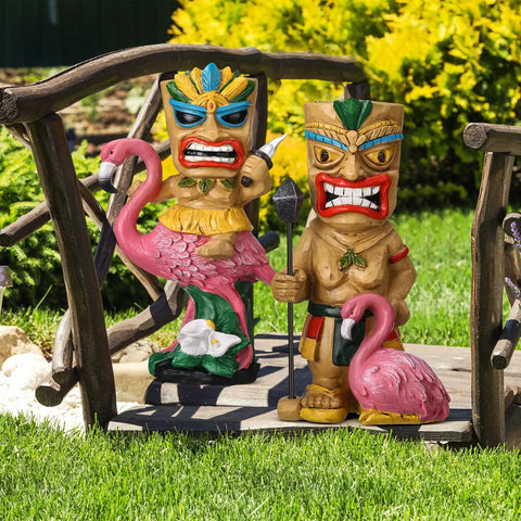 2 Pack Tiki Solar Lights 11.8 Inch Outdoor Tiki Statue Garden Torch Lamps With Flickering Eyes Bar Sign Flamingo Theme