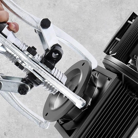 Heavy Duty 50 Ton Hydraulic Bearing Puller Tool With Adjustable Gear And Claw Shaft And Pulley Separator In Action