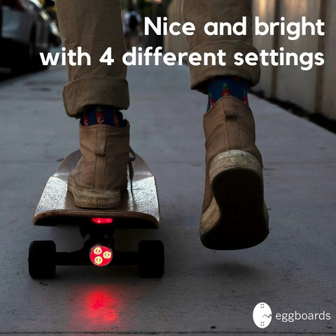 LED Skateboard Light Kit For Night Riding Front And Rear Lights USB Rechargeable Strapped To Trucks on skateboard at night