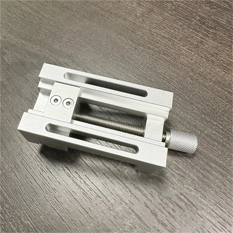Super Cool Mini Drill Press Vise With Rubber Soft Jaws For Aluminum Alloy Woodworking Projects That Make Your Workshop Setup Smarter And Super Handy, showing silver aluminum alloy construction.