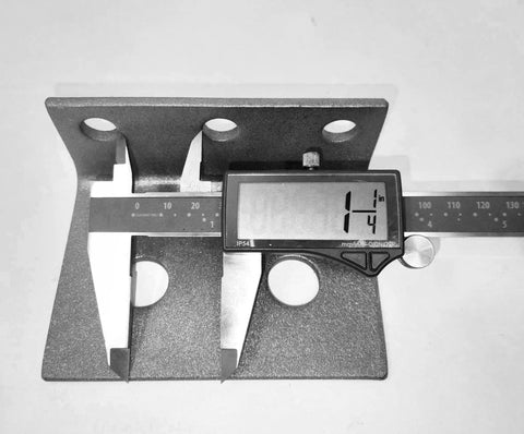 Mounting Bracket For One Half Inch JIC Eight Bulkhead Hydraulic Coupler Heavy Duty Steel And Aluminum Construction With Unfinished Finish USA Made Hydraulic Fitting Support Mount measured with caliper