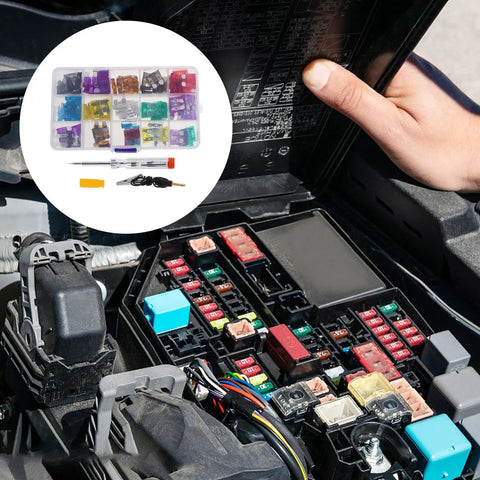 Hand using 100 Piece Car Fuse Assortment Kit with Tester and Puller for Trucks SUVs Boats Electrical Repair Tools