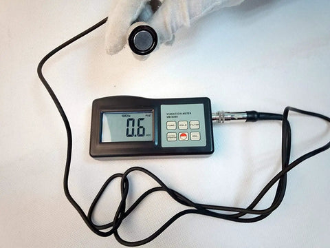 Pro Level Hella Accurate Digital Vibration Meter Tester For Industrial Imbalance Diagnosis And Moving Machinery Analysis With Wide Frequency Band And Reliable Acceleration Data displayed with digital screen showing 0.6 acceleration.