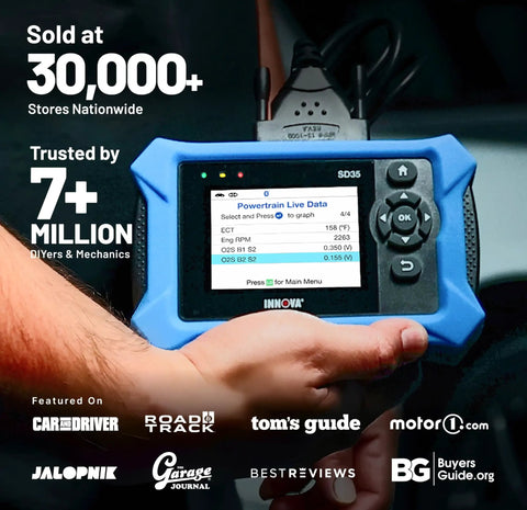 Hand holding SD35 OBD2 Scanner displaying powertrain live data, trusted by DIYers, compatible with cars and trucks.