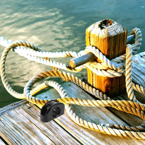 Heavy Duty Nylon Pulley Guide Set For Boats And Kayaks With Rolling Bearing on a dock post with rope, marine setting