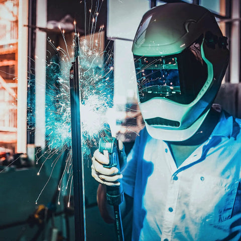 Auto Darkening Welding Helmet With True Color Lens ANSI Z87 1 Certified Adjustable Shade 5 To 13 Ideal For MIG TIG And Stick