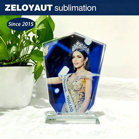 Crystal Glass Trophy and Frame for Sublimation Prints, Heat Press Ready, featuring a crowned figure in a beautiful design.