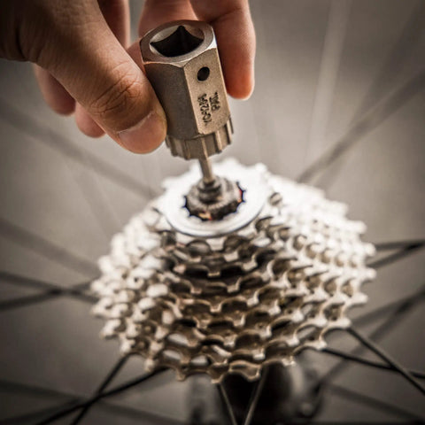 Shimano And Sram Cassette Lockring Tool used on 12 internal spline cassette on mountain bike