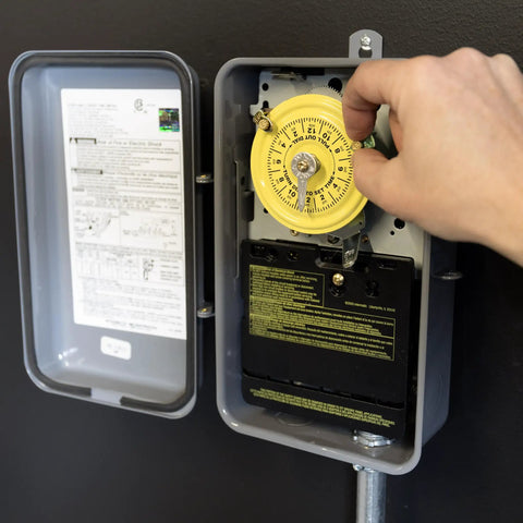 Heavy Duty 24 Hour Mechanical Timer Switch 120V SPST Type 3R Indoor Outdoor Metal Enclosure 40 Amp With Manual Override For Lights Pumps Fans And HVAC Systems