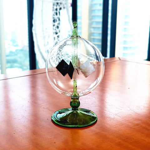 Green Solar Power Radiometer Glass Windmill Desk Decor That Spins With Light Crookes Radiometer Dope Gift For Home Office
