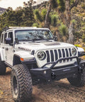 Off-road SUV equipped with Beefy D Ring Shackles Set 68,000 Lbs Break Capacity 17,000 Lbs WLL Two Pack with Seven Eighths Inch Screw Pin