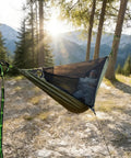 Mosquito Net Hammock Kit With Detachable Bug Mesh And Sleeping Pad Ultralight 11Ft Portable Hammock in forest setting
