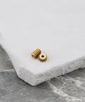 Two Pack 1 To 87 HO Scale Worm Gear Set With 15 Teeth 0.2 Module And 1mm Worm for model railroad on marble surface