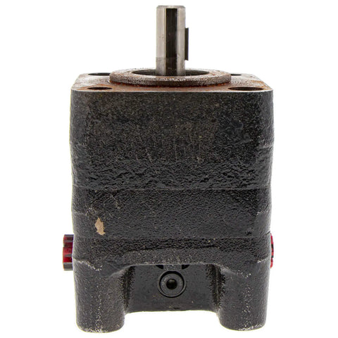Front view of Hydraulic Spreader Motor Replacement For Toro Lawn Equipment OEM Grade Part 135-9124 Durability