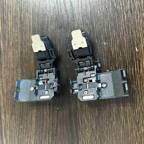SP03 Sheath Clamp Fiber Holder Chuck Fixture For Fusion Splicers FSM 90R FSM 88R FSM 90S FSM 90S Plus FSM 88S FSM 88S Plus