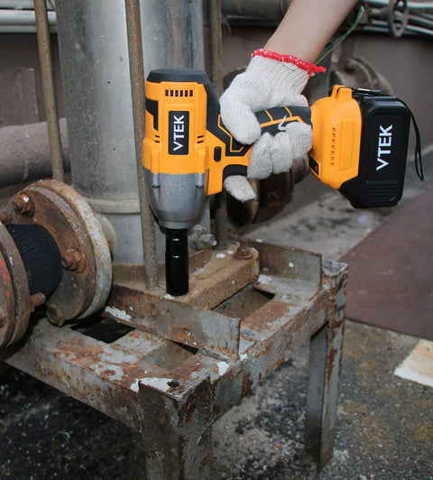 Cordless Brushless Half Inch Chuck Impact Wrench With 700 Nm Breakaway Torque And 515 Ft Lbs Max 3600 IPM And 2800 RPM Your Go To Heavy Duty Tire Lug Nut Gun For DIY Auto Repair And Car Tire Removal in use