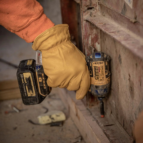 Insulated Leather Work Gloves For Men With 100G 3M Thinsulate And Fleece Lining Full Grain Cowhide Ergonomic Fit For Construction