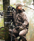 Hunter using Tree Stand Gear Hangers With 3 Metal Hooks Thick Strap Bow Hanger For Hunting Metal Buckle Arrows Deer Treestand Saddle Accessory Kit