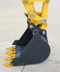 Excavator with Five Set Trenching Bucket Teeth Kit For Skid Steer Backhoe Bolt On Teeth with Bolts and Nuts 5/8 Inch Lip