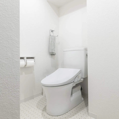 Electronic Low Profile Elongated Bidet Seat With Hands Free Auto Flush Side Control Panel Sleek White Upgrade For Your Toilet