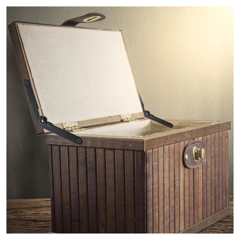 Heavy Duty 180 Degree Lid Support Hinges Set Of 2 Folding Rotatable Locking Hinges installed on wooden box