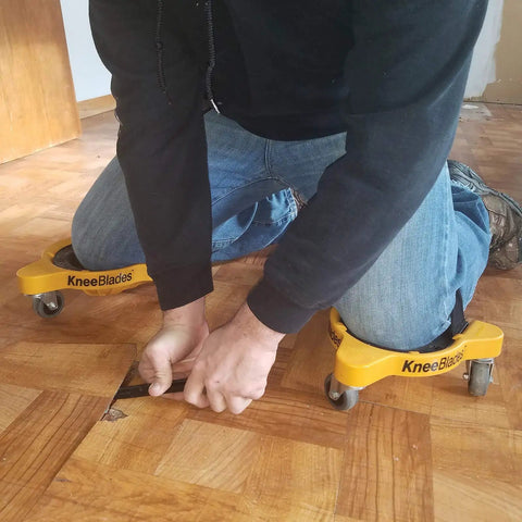 Person using Heavy Duty Knee Blades With Gel Cushions And Three Casters For Unisex Adults, 360 Degree Turn Without Lifting From Floor