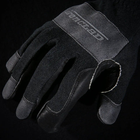 Heatworx Heavy Duty Heat Resistant Gloves with silicone palm and Kevlar liner, close-up view, black color