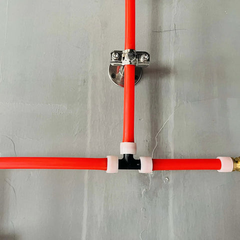 Connection of PEX-A pipes using a ProPEX fitting from the Pex Expansion Tool Kit With ProPEX Expander Heads Four Size Set 3/8 1/2 3/4 1 Inch For PEX A Pipe Meets ASTM F1960 Wirsbo Compatible DIY Plumbing Gear For Pros And Weekend Warriors