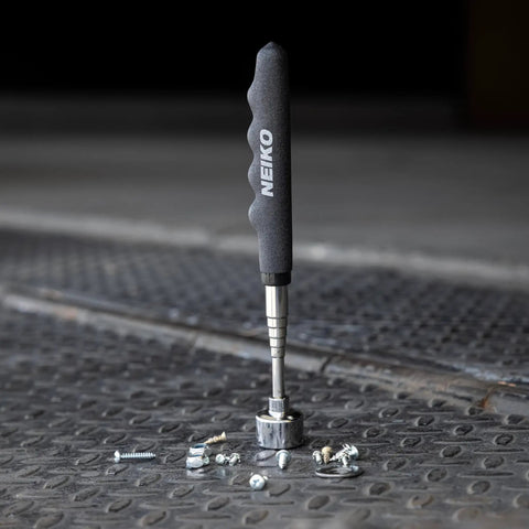Heavy Duty Magnetic Pickup Tool With 25 Lb Holding Force, Telescoping Reach From 7 Inches To 30 Inches, Non Slip Grip, Extra Strong Magnet Wand For Retrieving Metal Parts From Tight Spots And Under Workbenches