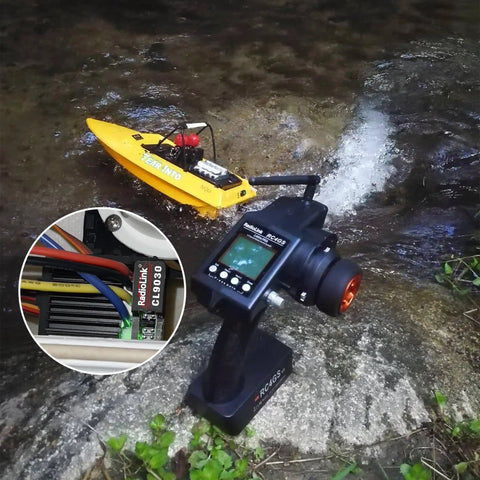 Beefy 90A Brushed Waterproof ESC With Built In 5A BEC, For RC Crawlers Tanks Cars Boats, in remote control speedboat setup.